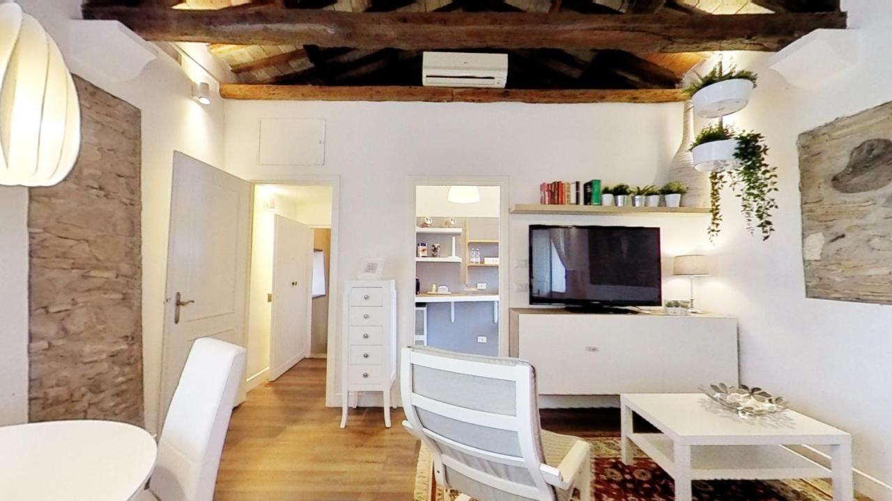 La Casa Nel Castello Villa ออสเตียอันตีกา ภายนอก รูปภาพ